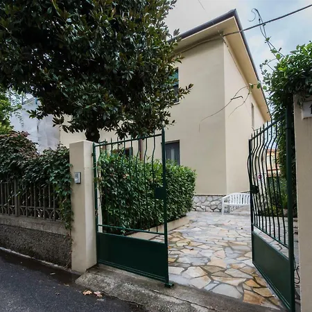 Sotto La Torre Apartment Pisa Exterior photo